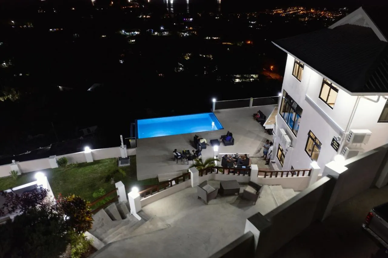 Maison L'Horizon Holiday home De Quincey Village