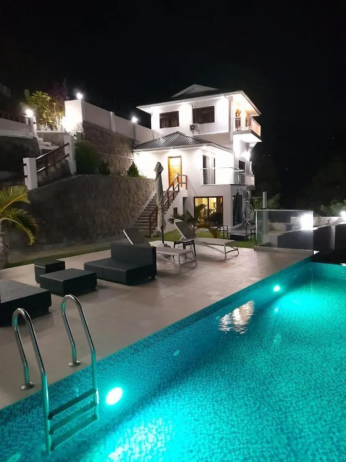Maison L'Horizon Holiday home De Quincey Village