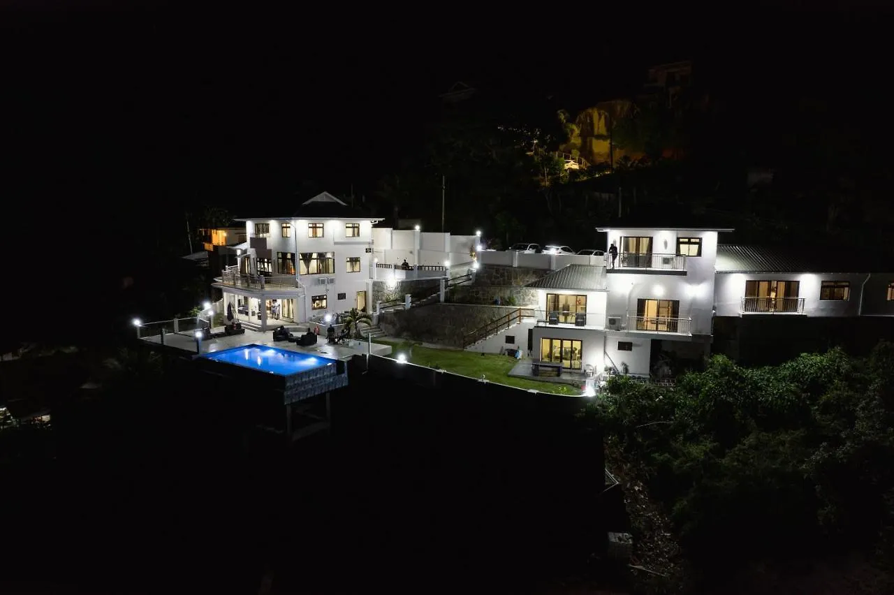 Maison L'Horizon De Quincey Village Hébergement de vacances
